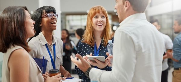 5 consigli fondamentali per fare networking durante gli eventi sportivi